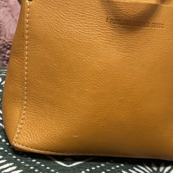 Portland Leather Goods PLG UNICORN Honeycomb gold Zippered Mini Crossbody Tote - Picture 8 of 15